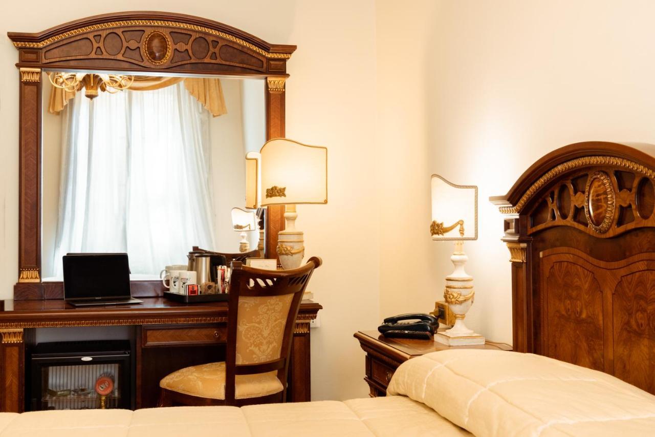 Hotel Palazzo Alexander Lucca Dış mekan fotoğraf