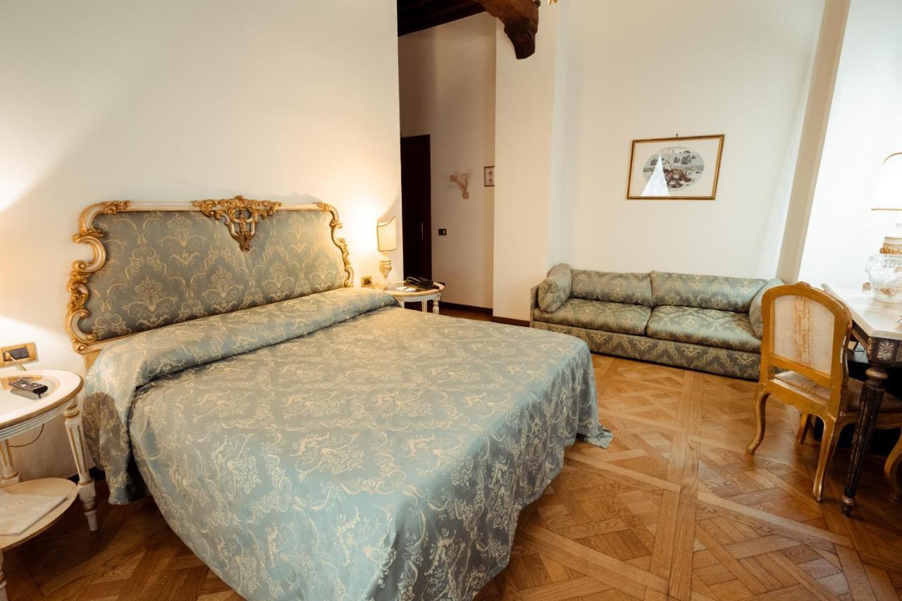 Hotel Palazzo Alexander Lucca Dış mekan fotoğraf